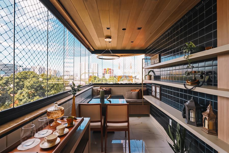 APARTAMENTO COM 4 SUÍTES NO FAROL